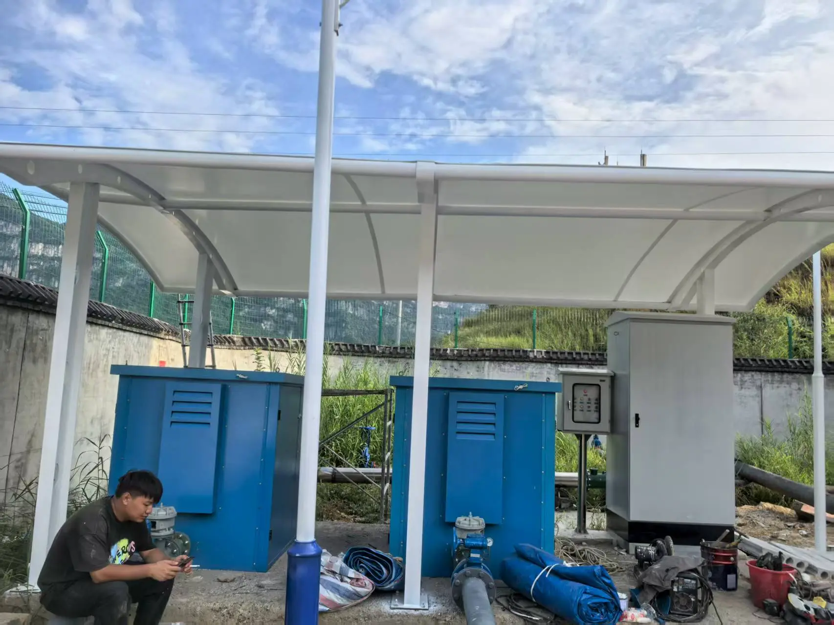 贵州德江膜结构棚怎么选？多雨高湿山区，避开低价铁皮棚与劣质膜材坑